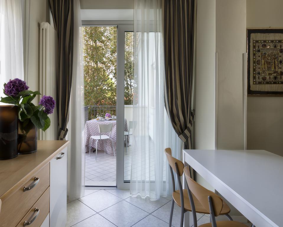 Residence Hamilton Riccione Ruang foto