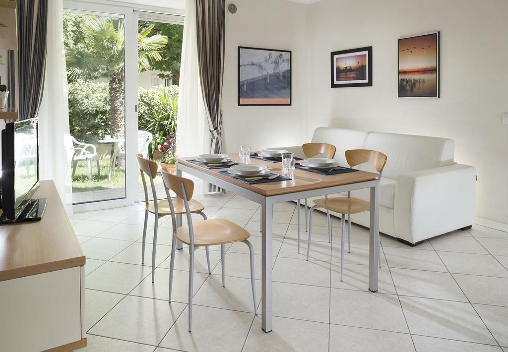 Residence Hamilton Riccione Bagian luar foto