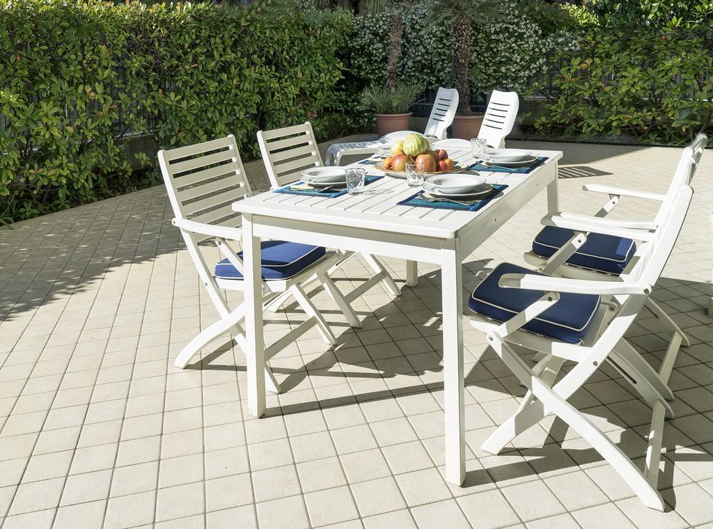 Residence Hamilton Riccione Bagian luar foto